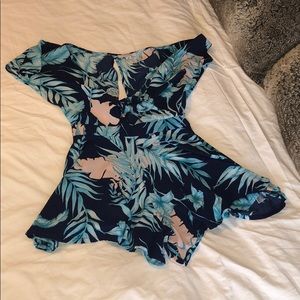 Super cute fashion nova romper!